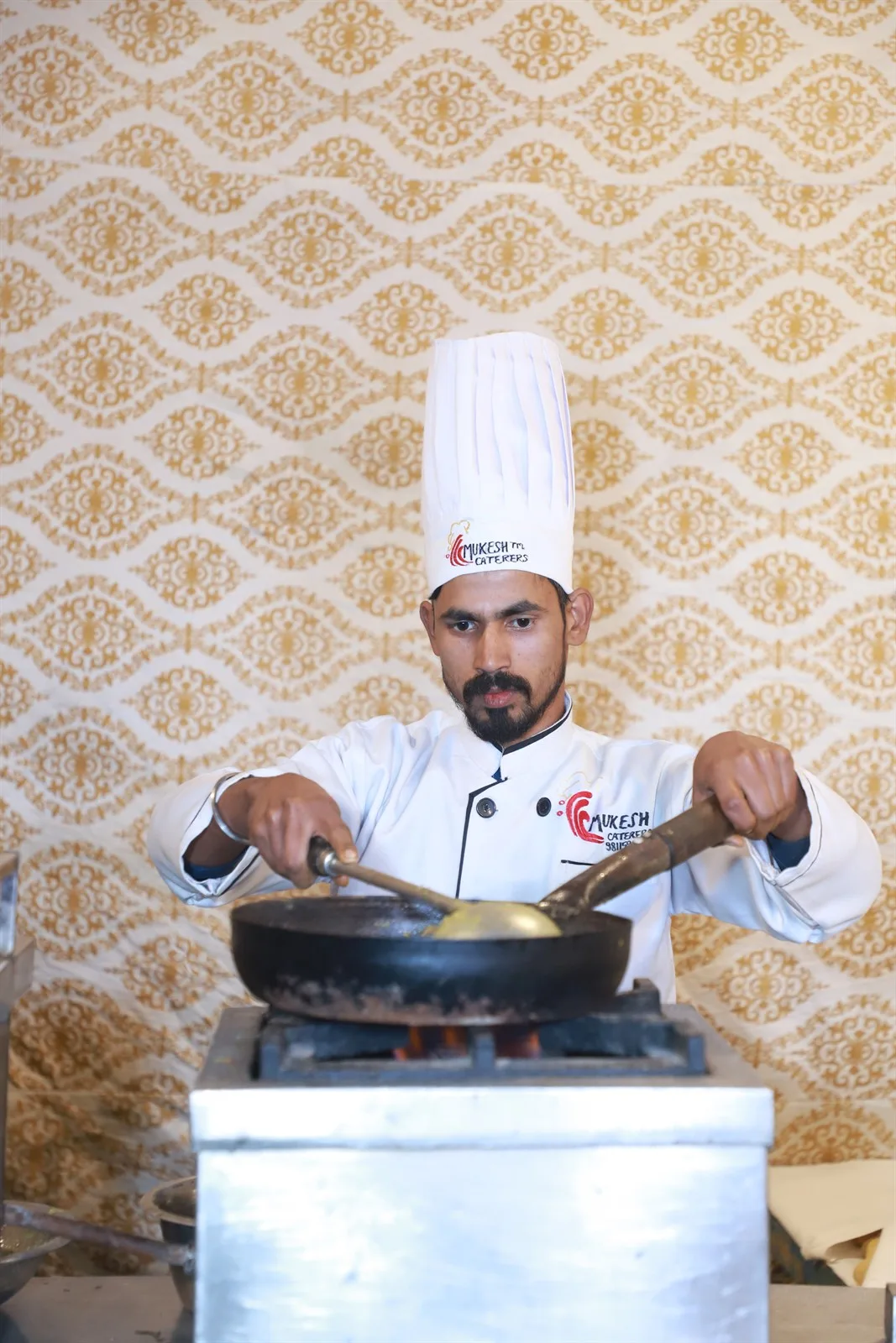 Wedding catering spread in Janakpuri by Mukesh Caterers