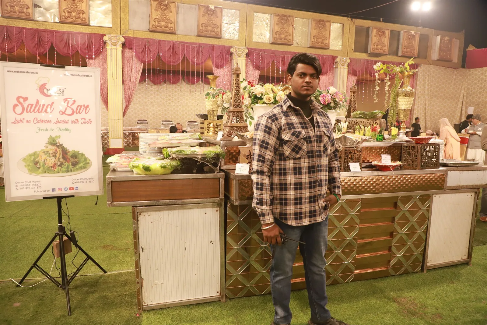 Luxury dining buffet setup in Dwarka by Mukesh Caterers